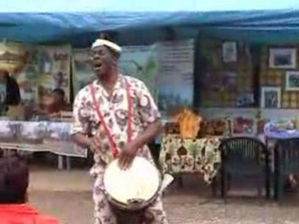 Ernest Ahippah en concert