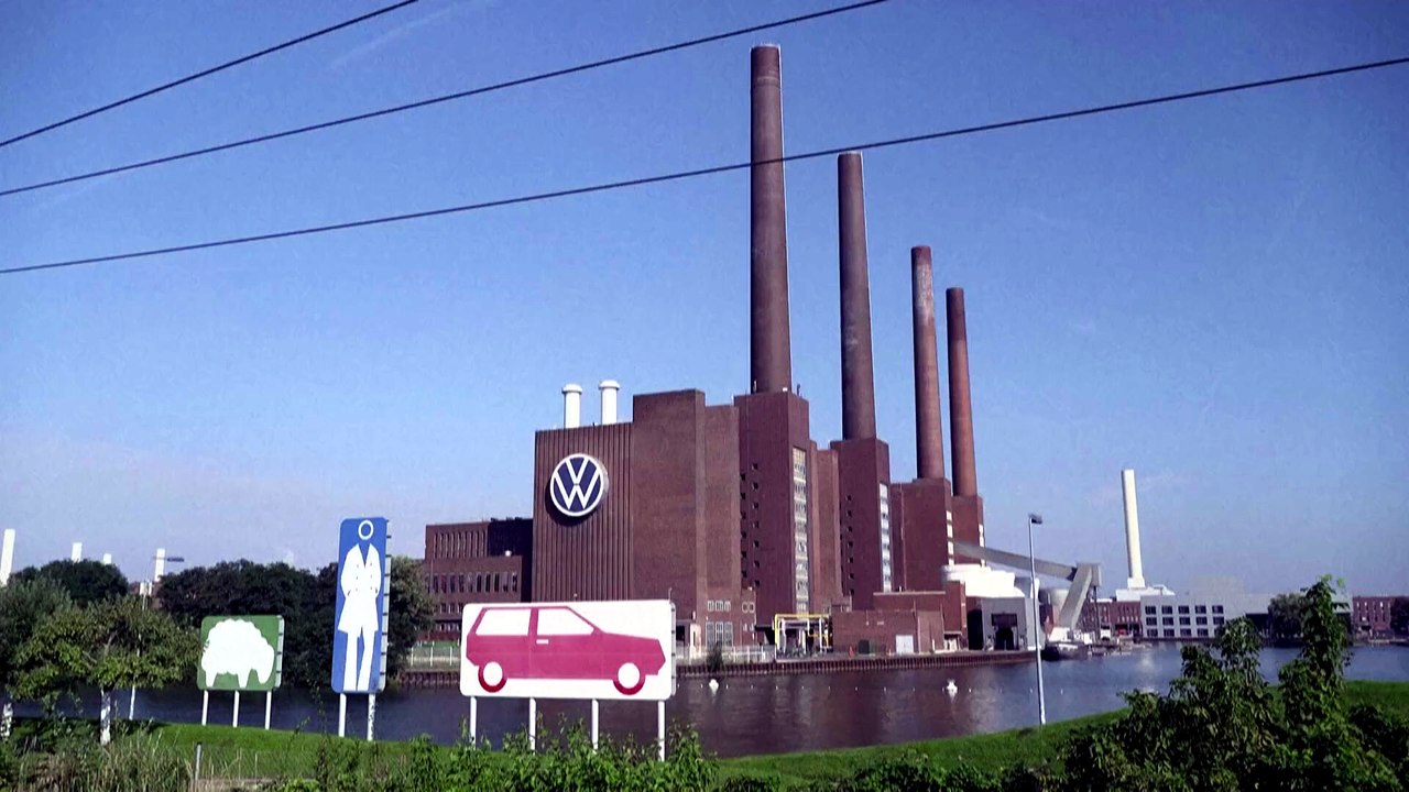 Volkswagen meldet verlust von 5,8 milliarden euro durch china-konkurrenz
