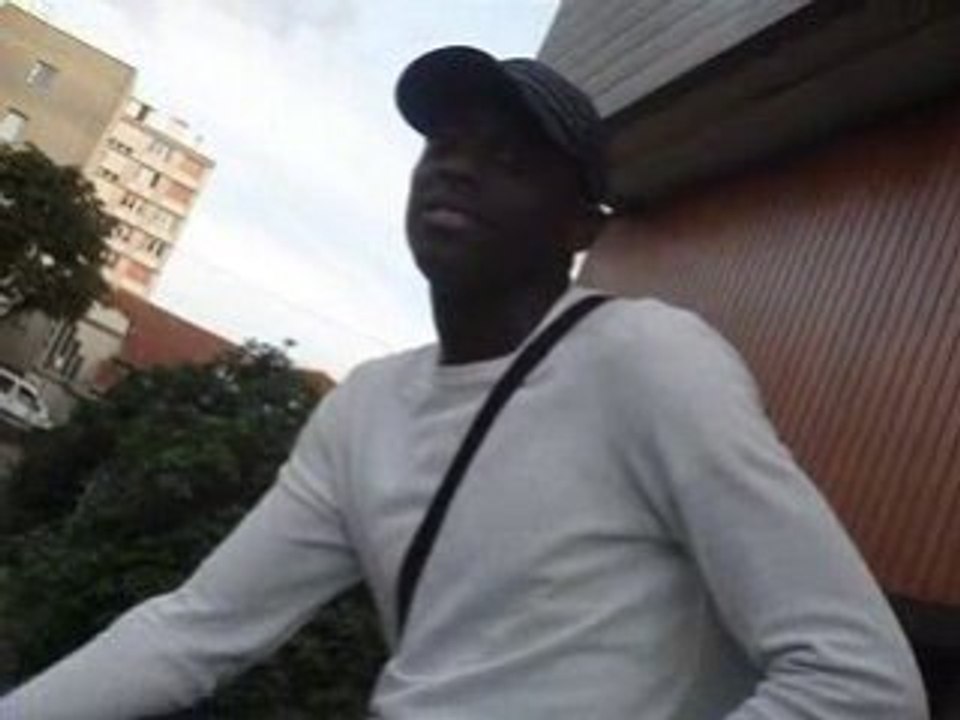 MOV01875