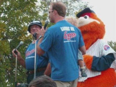 Votez Jacques Doucet commentateur des Expos de Montreal