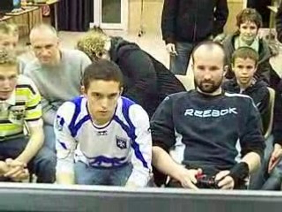 Deroulement de la finale du tournoi de pes 2008 aux SRN 11