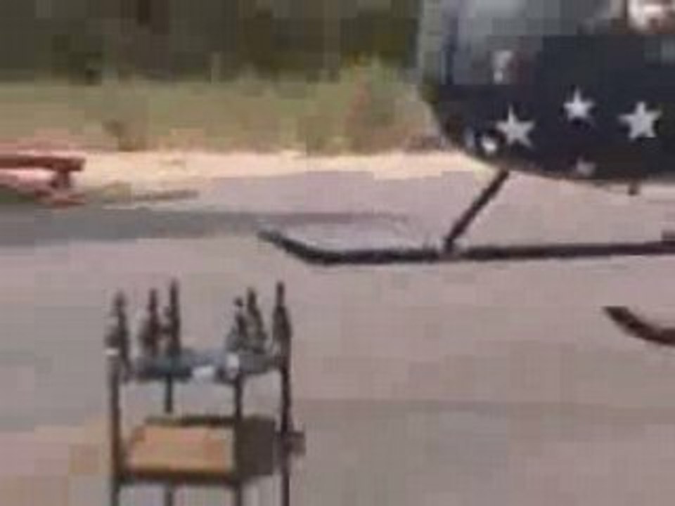 L'Helicoptere decapsuleur