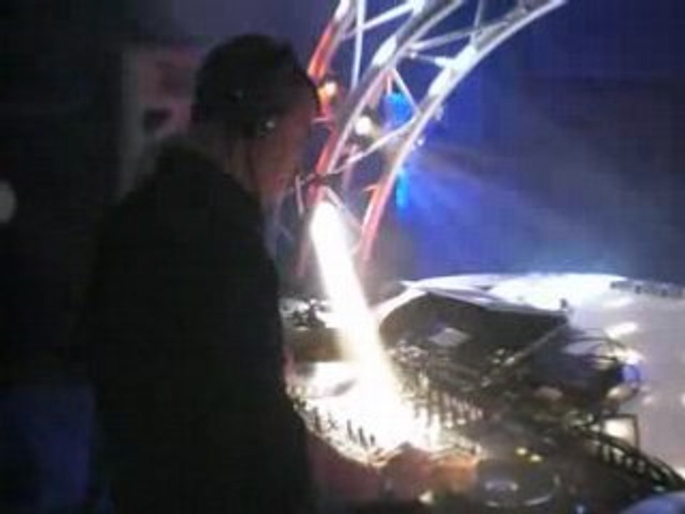 michaelb live @ swisterland