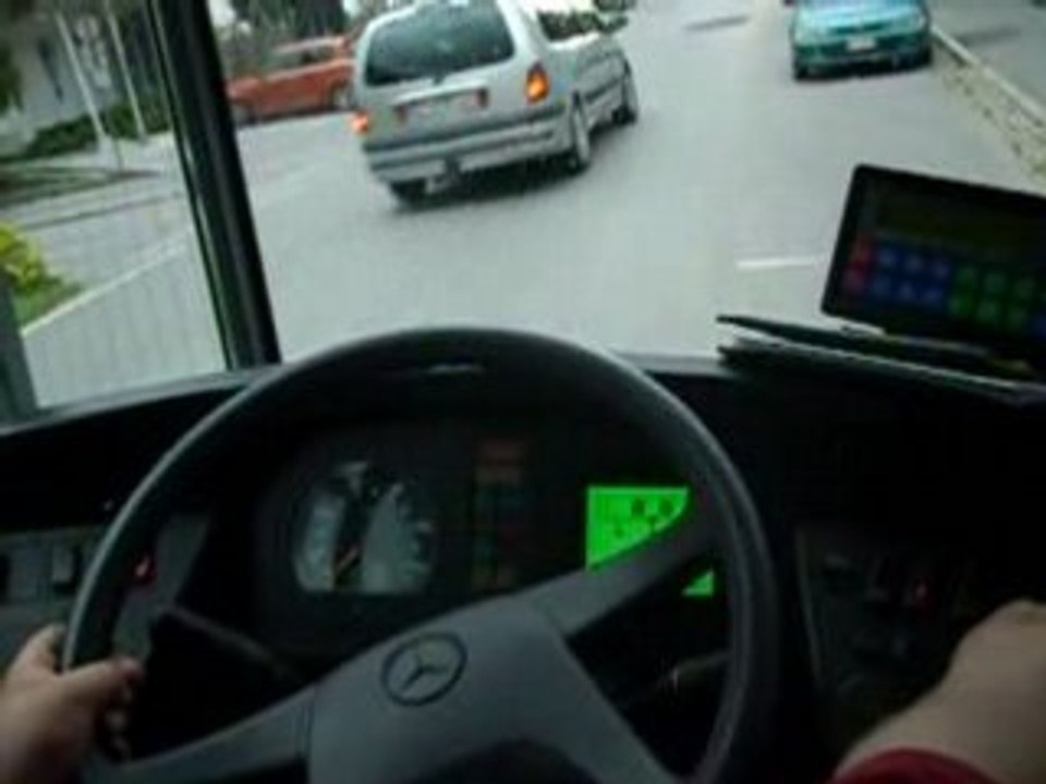 Wagen 896 von Hst. 'Rehgasse' bis 'Mitterweg Unterführung'