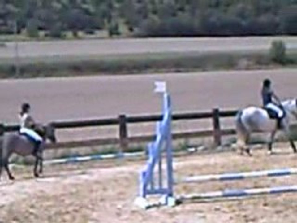 remise des prix charlotte et gwendo à st acquilain de pacy