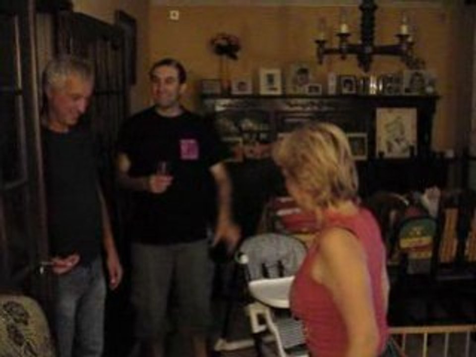 Soirée Ibiza à Flamina : Streaptease sexy façon tartine