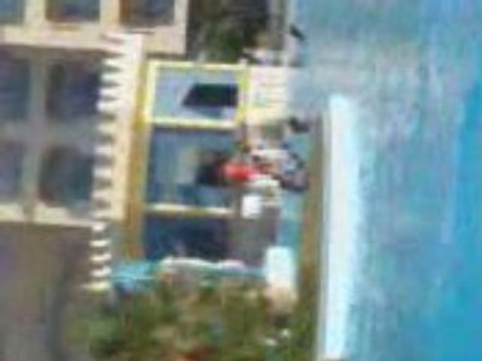 AnnabaMan ba3tate plongon en couleur ramada plaza