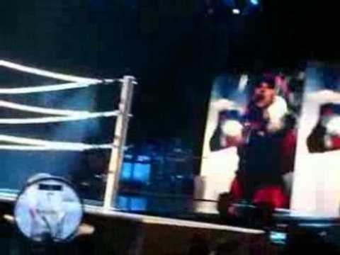 Die Another Day Madonna Sticky and Sweet Tour à Nice