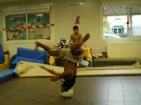 Bboy Meda headspin