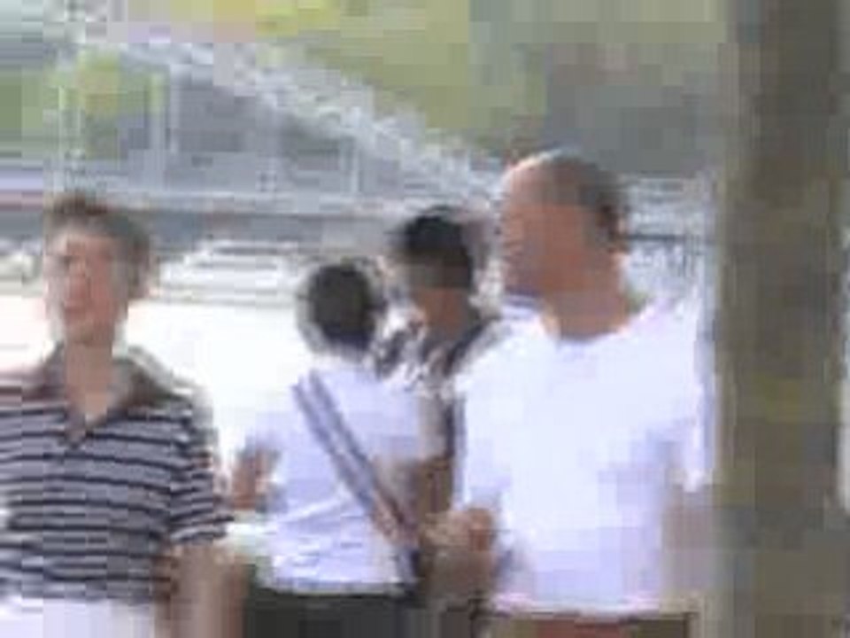 MOV03F