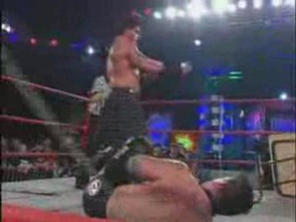 Raven Vs Vampiro part 2