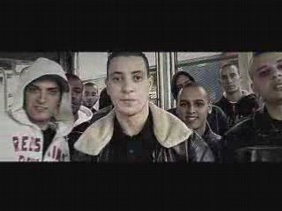 Sofiane : Avis à mes frères de France -CLIP OFFICIEL-