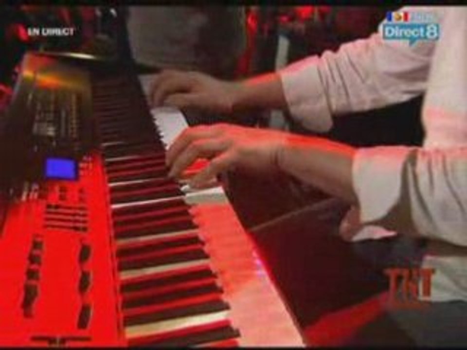 Jeanne Mas En Rouge et noir Tnt show