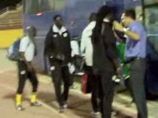 état de la pelouse stade blida