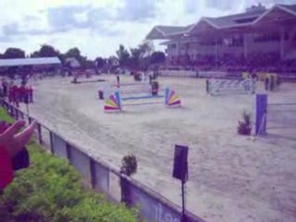 tour d'honneur au normandy horse show