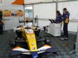 WSR 2008 Renault F1 au stand 2
