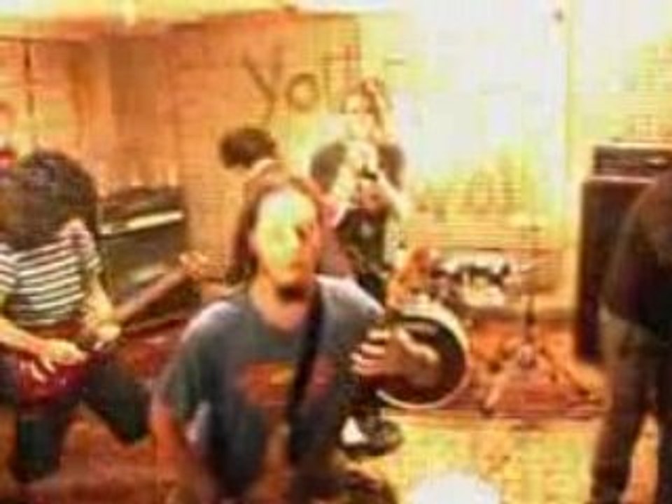 REALLY ADDICTIVE SOUND  Screaming Rabbit Song