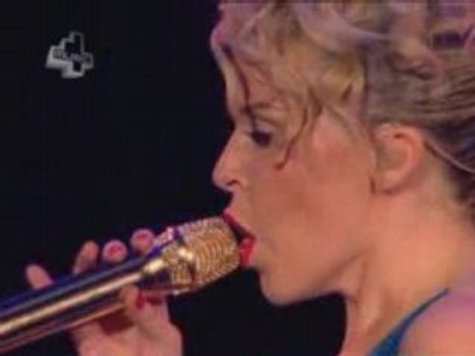Kylie Minogue - X Tour - Flowers