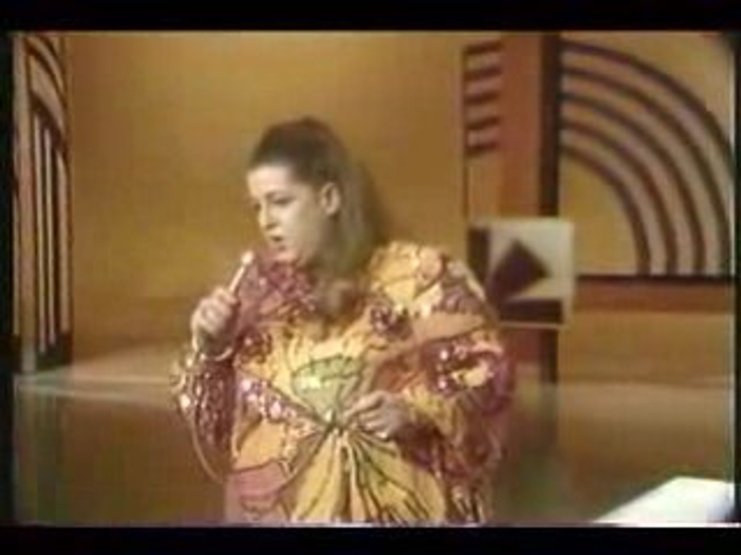 Mama Cass Elliot Make Your Own Kind Of Music Video Dailymotion