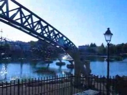 port aventura furius baco universal studio roller coaster