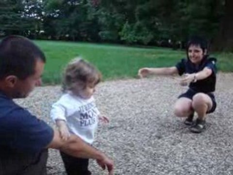 Juillet 2008 premiers pas de Médérick à Ars