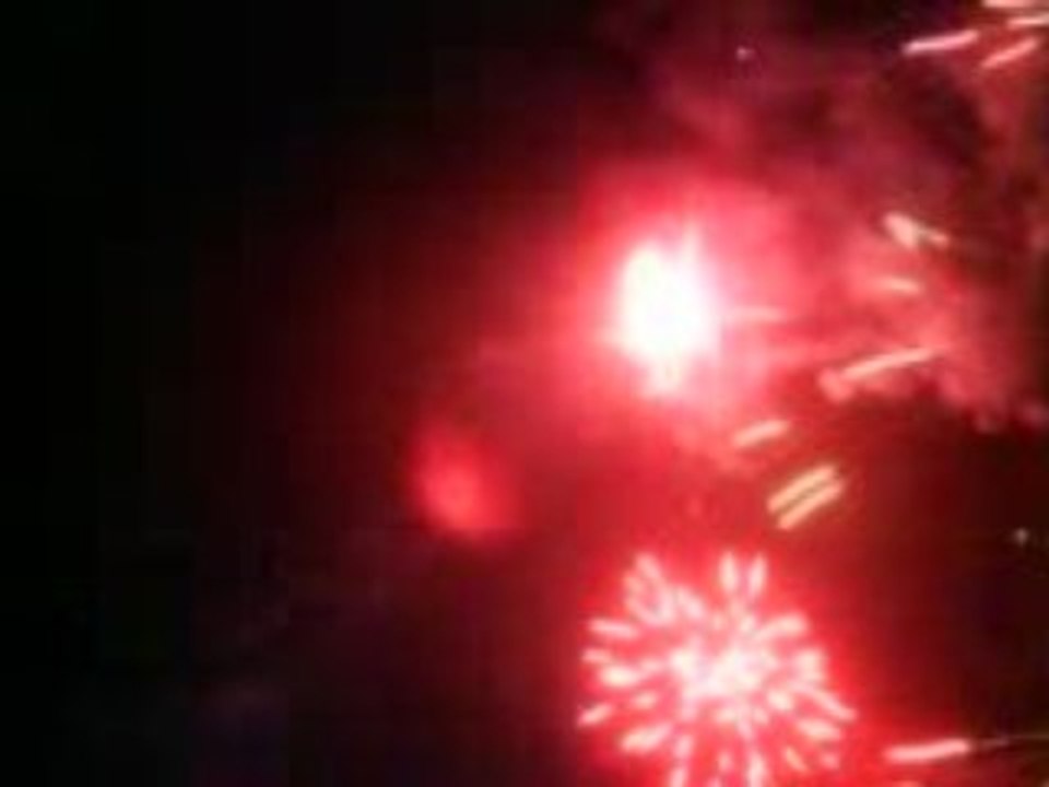 festival pyrotechnique  lectoure le feu dans tous ses états