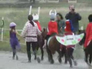 Spectacle 2008 - 4 les courses de chars