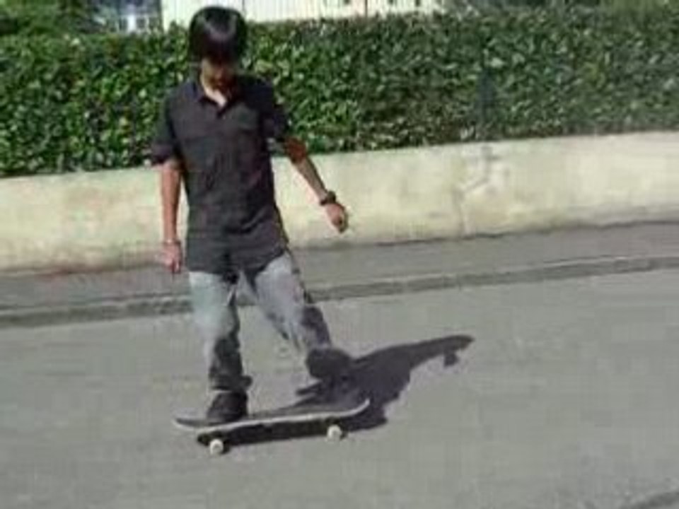 Pop shove-it