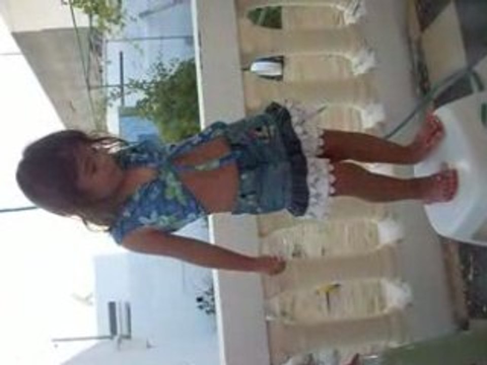 Ma petite Lamia qui danse