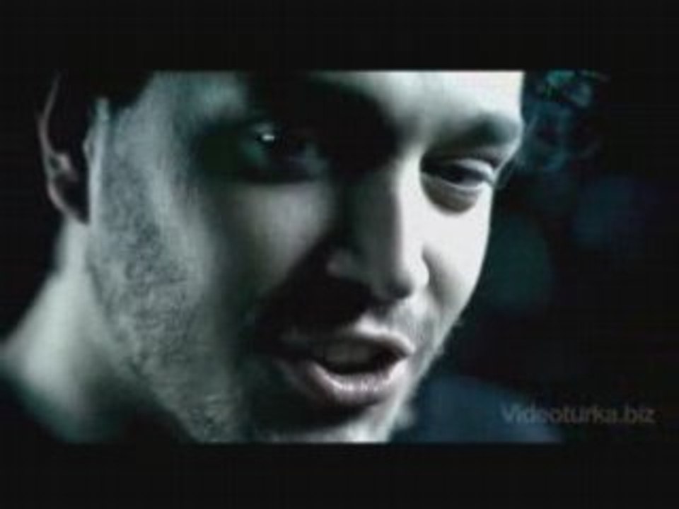 Murat Boz - Uçurum ( Kral TV Launch )