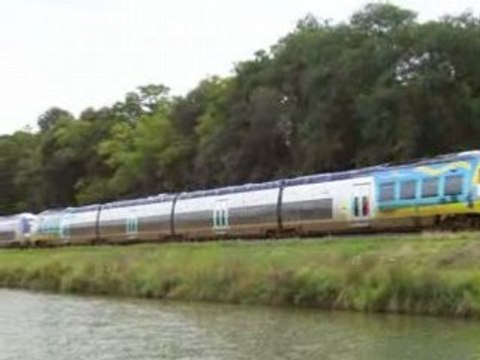 AUTORAIL BOMBARDIER AGC