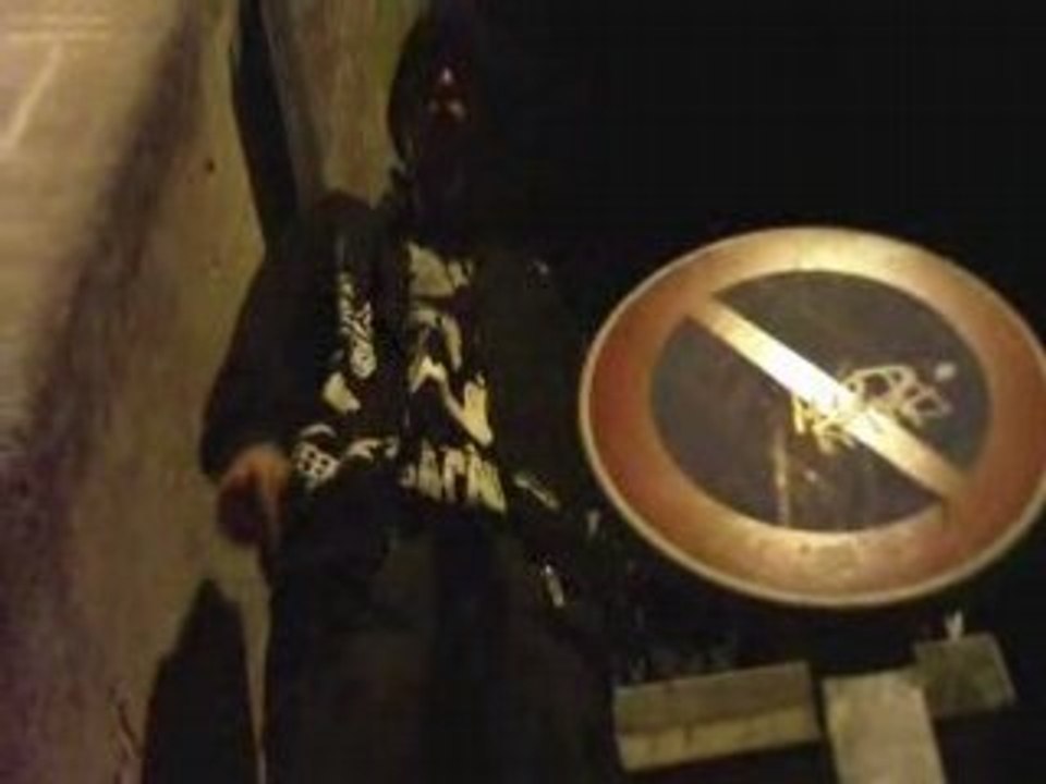 Clip La Kritika Le Deserteur