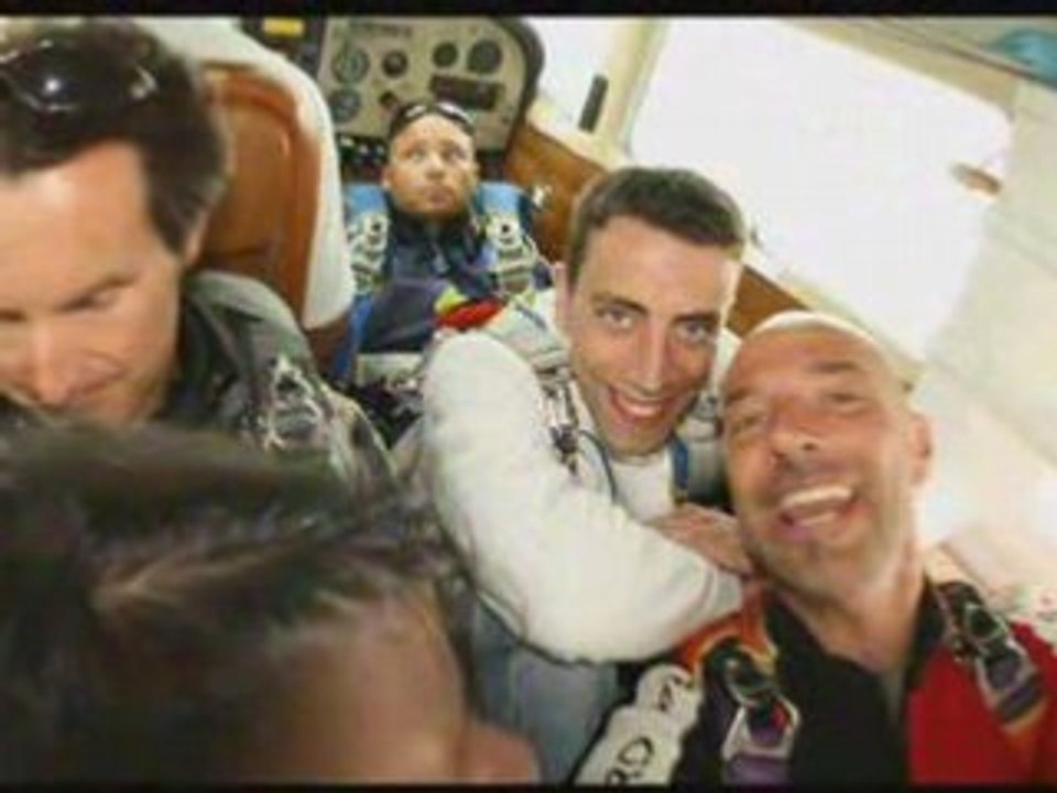 saut en parachute de jéjé mon frére..