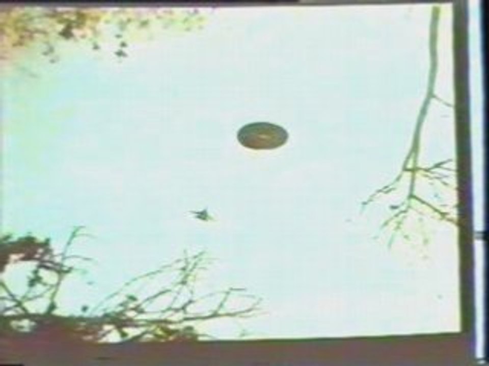 Amaury Rivera photographed ufo that abducted him
