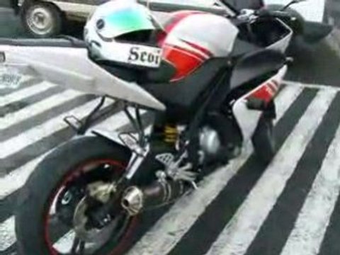 yamaha yzf r125 + accessoires,ligne PROGUN