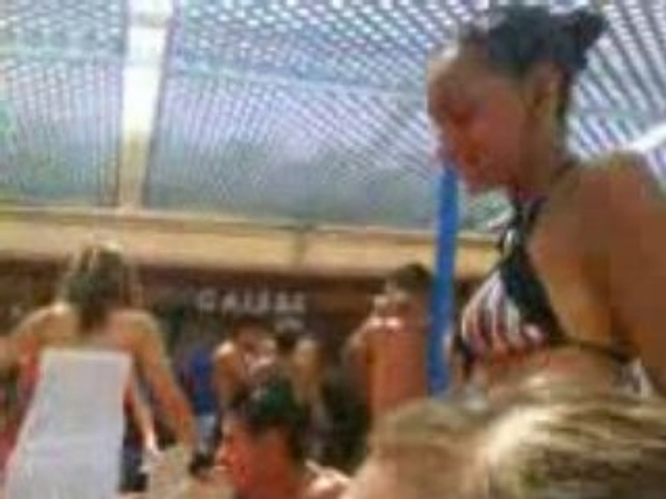 Aqua a table ete 2008