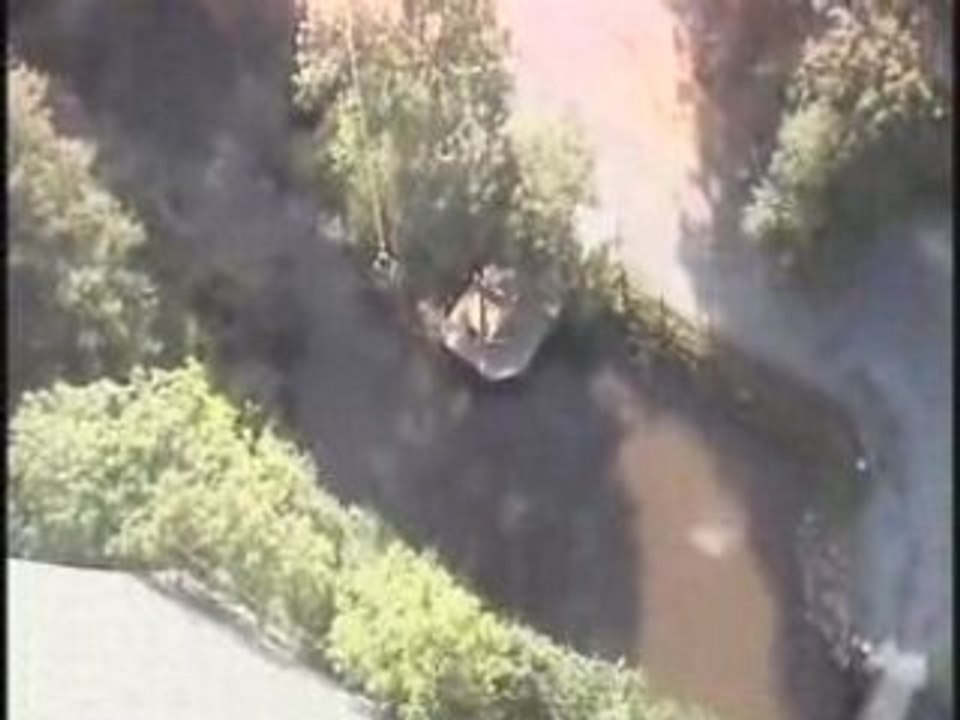 Saut à l'élastique pont de la souleuvre normandie