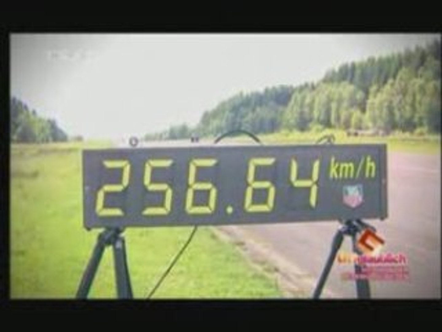 Record Roller à 256 km/h - Vidéo Dailymotion