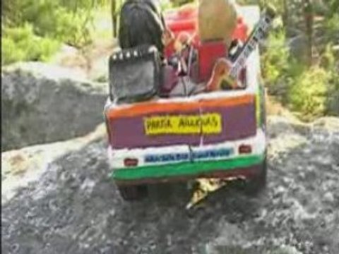 mAm'Zelle Bip et FrAnck Perrolle teaser Partir Ailleurs 3