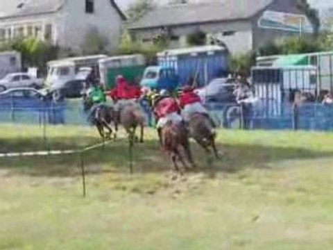 Comice Tinchebray 2008 - course galop de poney