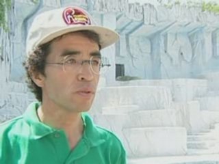 Polar bears turn green