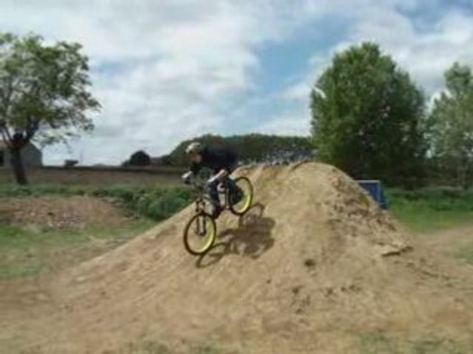 vtt dirt street park freeride slopestyle