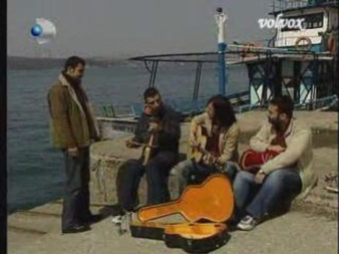 Gülbeyaz kadir kazım koyuncu karşıya çifte çamlar