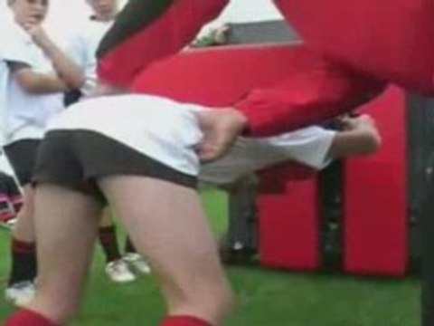 Mêlée chez les jeunes - initiation