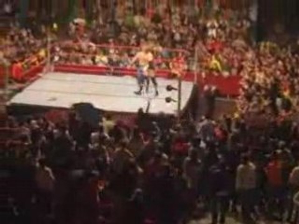 WWE Raw Wrestlemania Revenge Tour Portugal - Triple H e Y2J