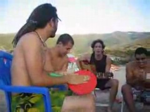 algérie Annaba 2007 guesra fi seraidi a la grande plage...