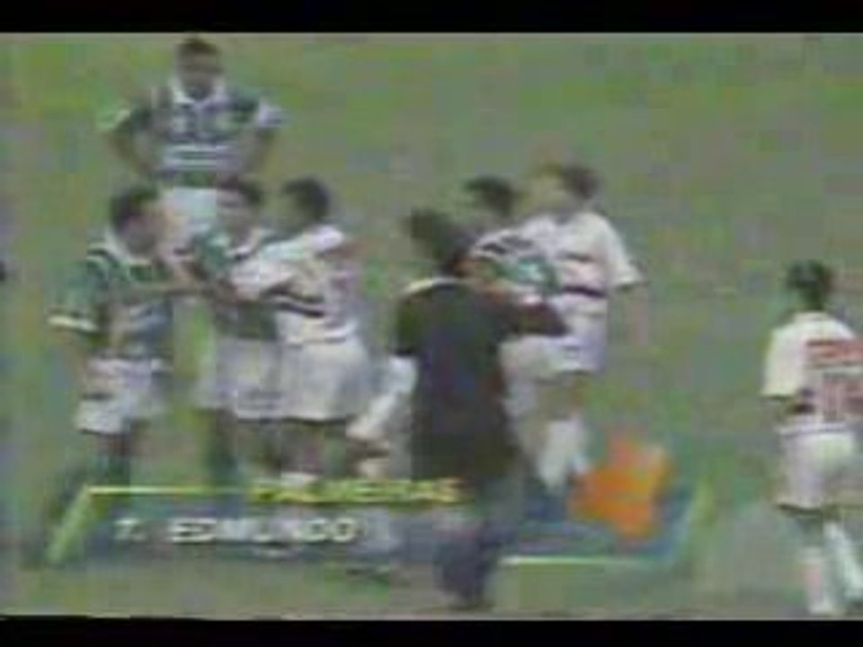 Edmundo Ensandecido contra o São Paulo