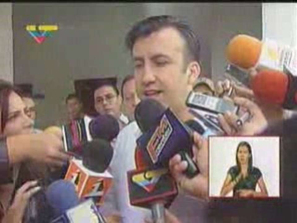 Decomisan cañón de guerra y El Aissami dice magnicidio