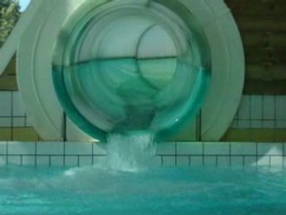 TOBBOGAN de PISCINE