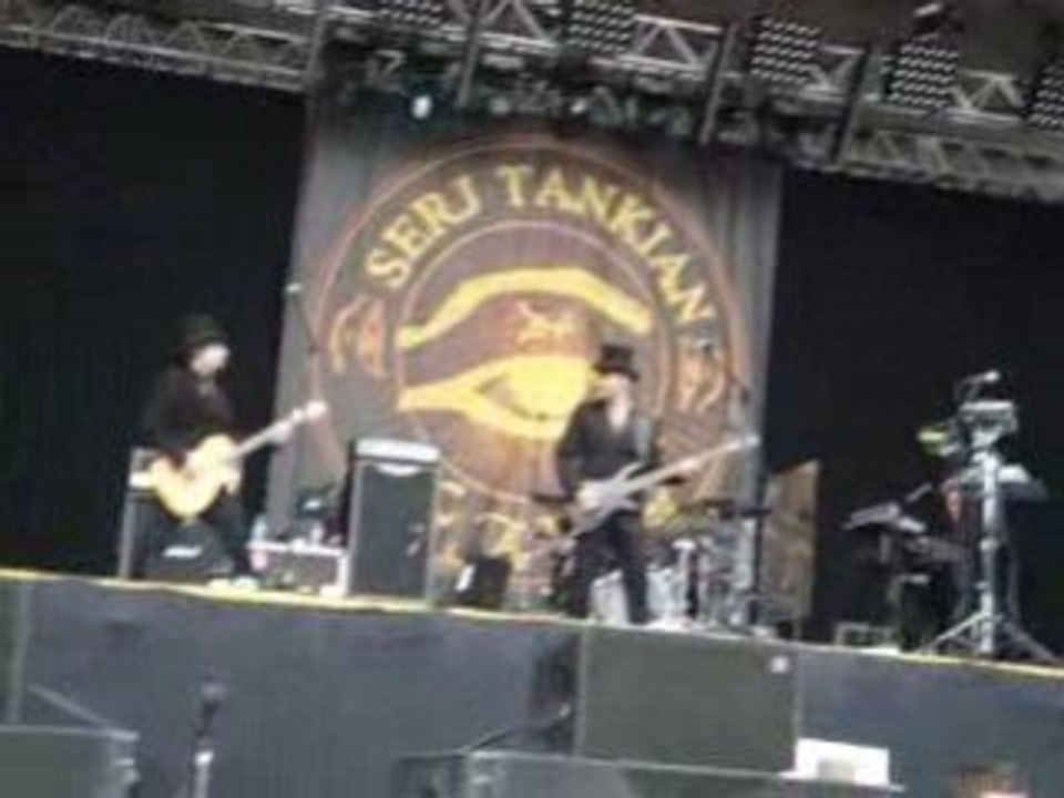 rock en seine 2008 entrée de serj tankian